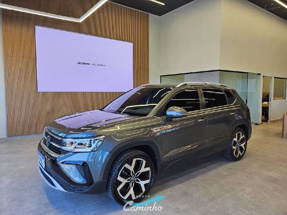 VOLKSWAGEN TAOS 1.4 250 TSI TOTAL FLEX HIGHLINE AUTOMÁTICO